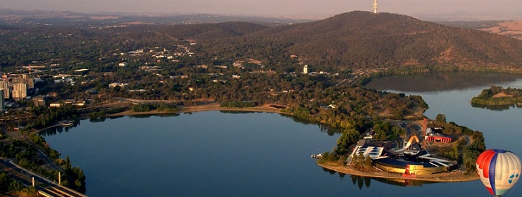 Canberra-Lake-Australia-Wallpaper-e1399243277332